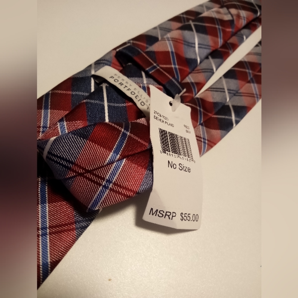 Perry Ellis Portfolio Classic Designer Tie NWT $55